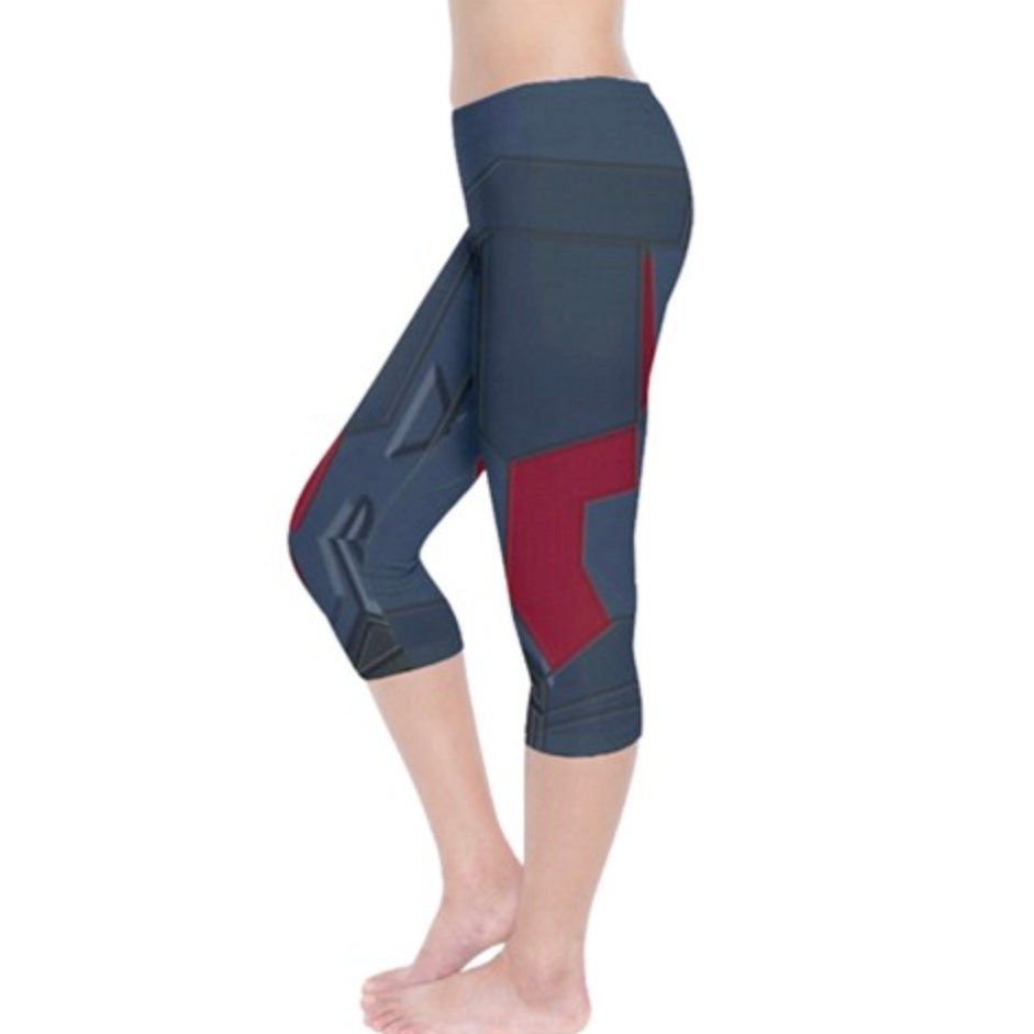 READY-to-SHIP Cap-Inspired Capri Leggings - Disneybound Costume (L)