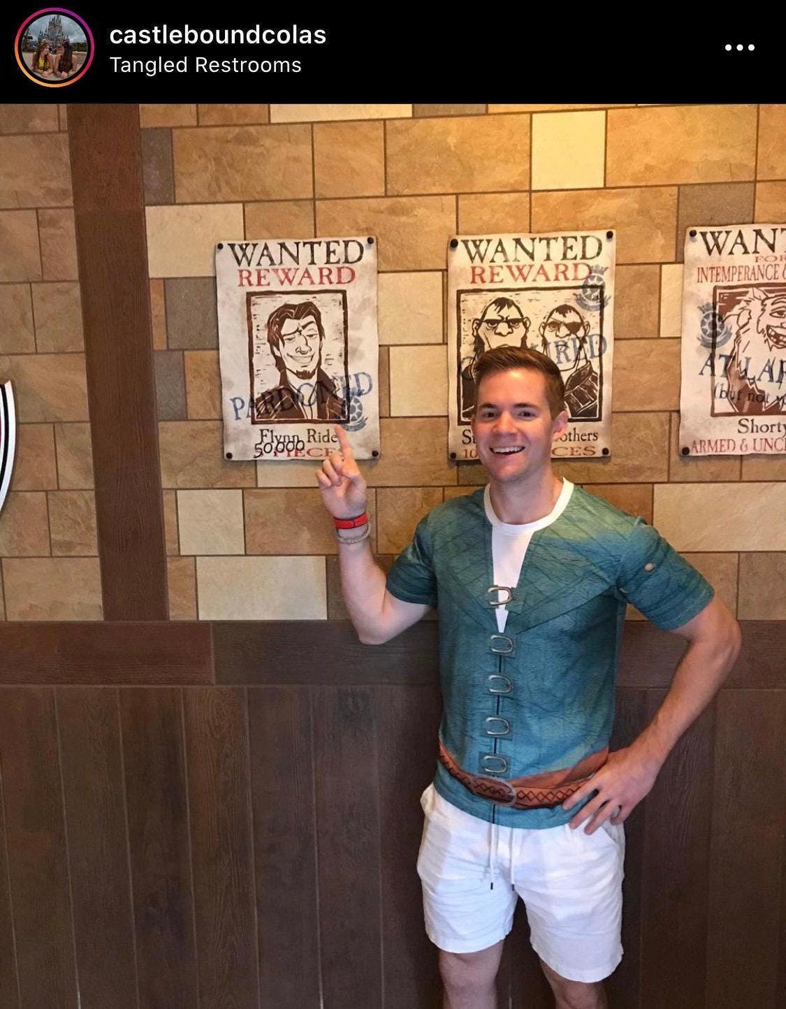 Men's Flynn Rider Inspired Short Sleeve Shirt