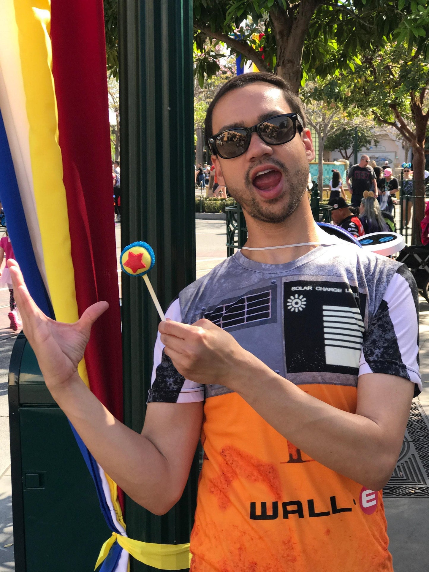 Men's Wall-E Inspired Short Sleeve Shirt