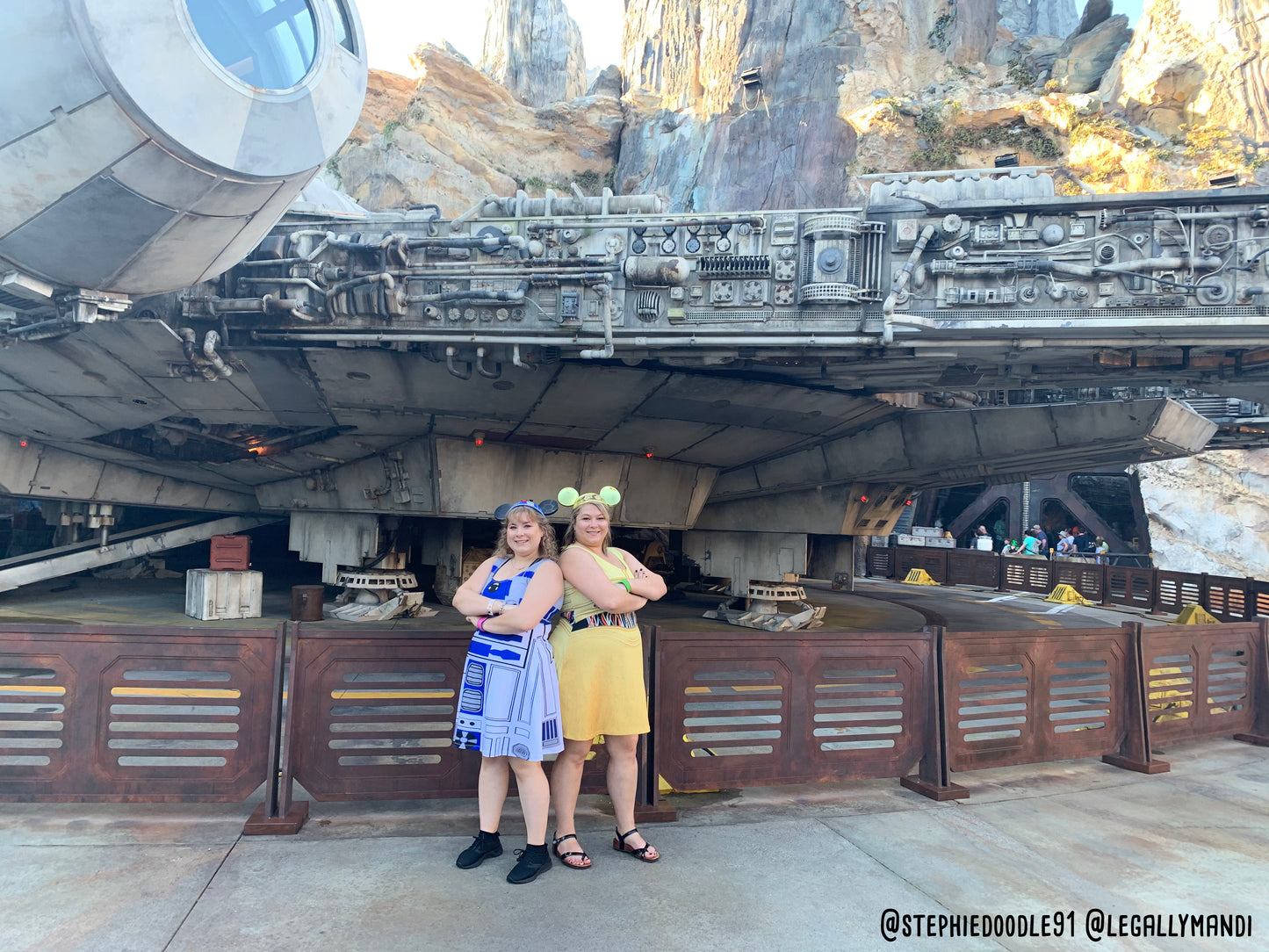 3-PO Inspired Sleeveless Flare Dress