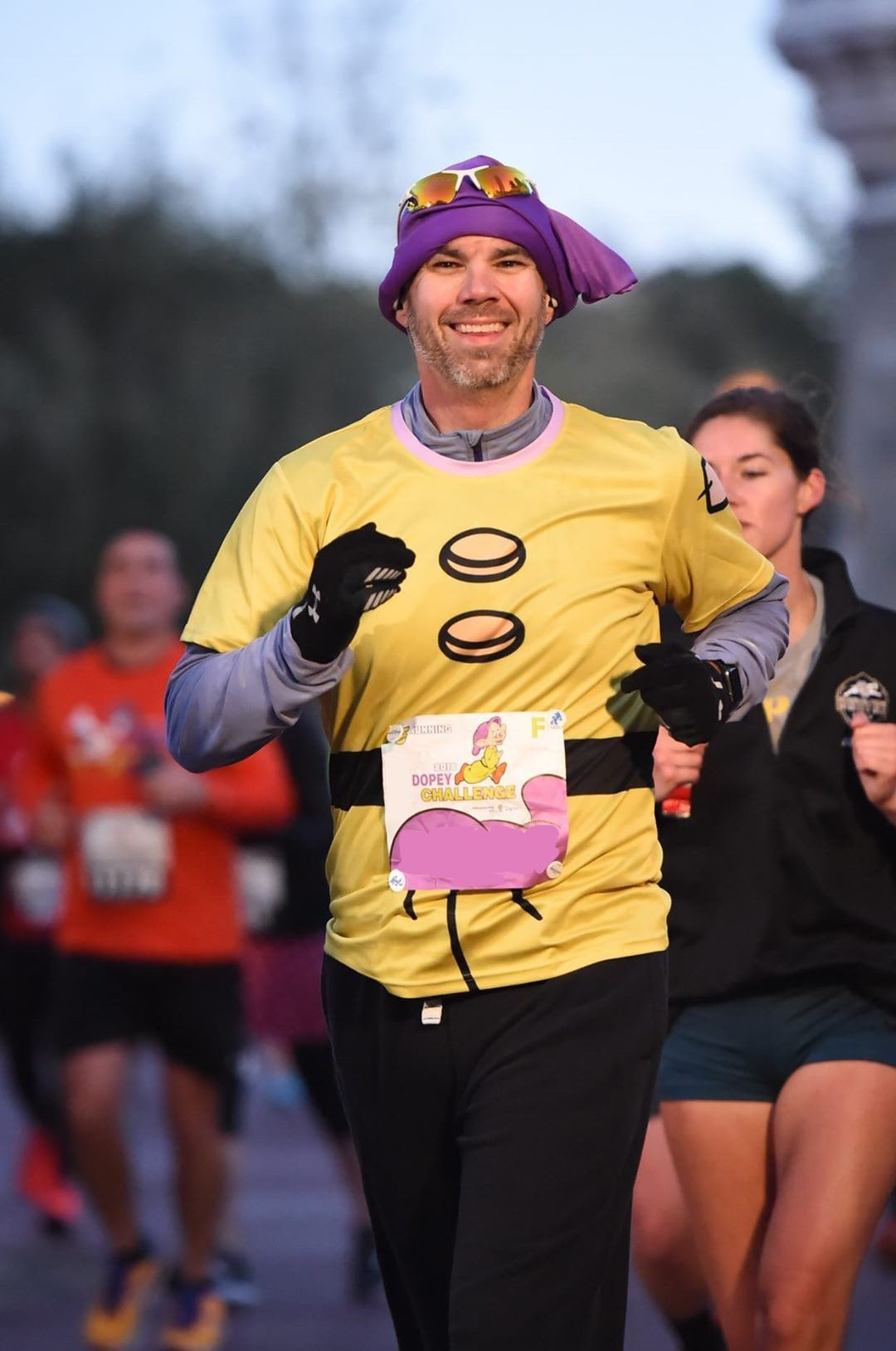 READY-to-SHIP [L Doc] Men's Snow White and the Seven Dwarfs (No Beard) Inspired Athletic Shirt